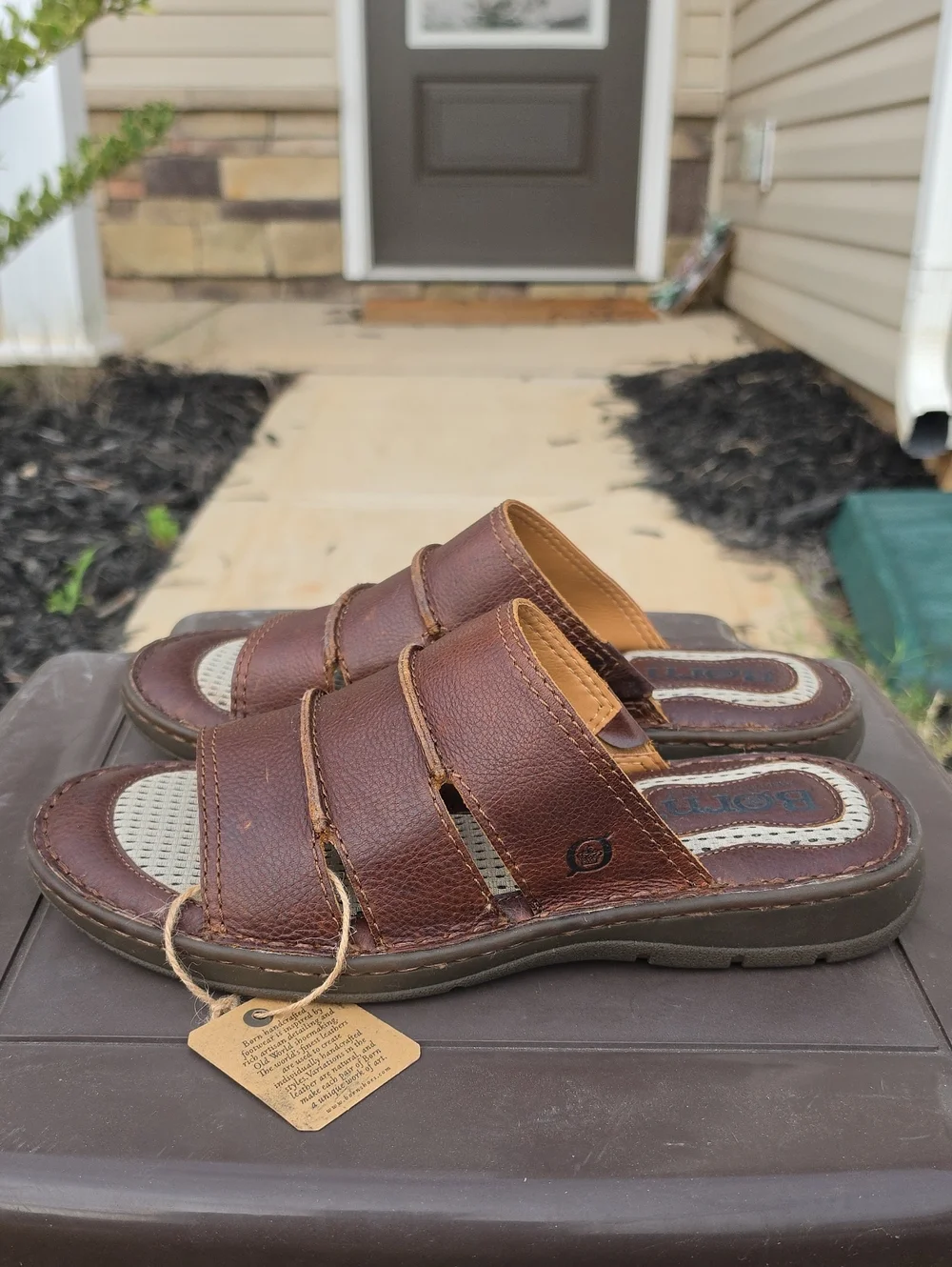 Born Men's Weiser Sandals Cymbal Size 9 Leather NWT